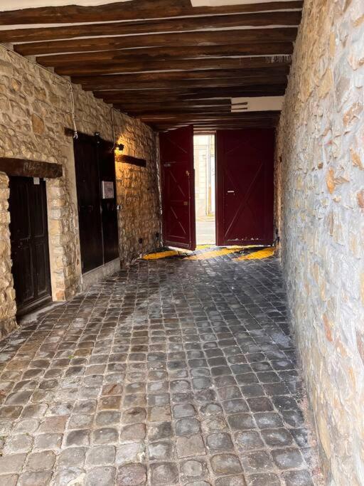 Studio Duplex Hypercentre Au Calme Avec Parking Фонтенбло Екстериор снимка